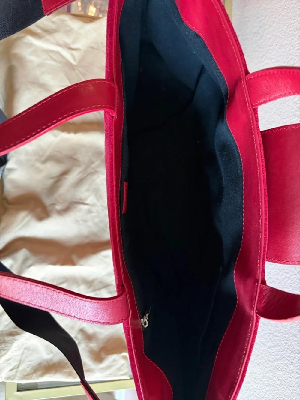 Vintage Burberry Red Suede Shopper Tote with Leather Trim - Picture 4 of 13